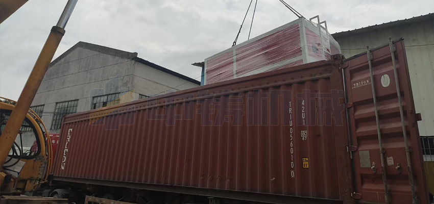 全自動造型機+鏈板輸送線發往阿爾及利亞國家，中鑄造型機